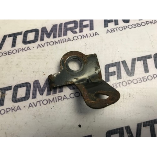 Кронштейн двигуна Opel Zafira B 1.6 16V 2005-2011 329812309